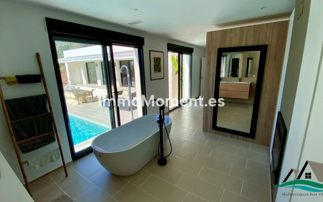 Resale - Detached villa - La Romana - La Romana Centro
