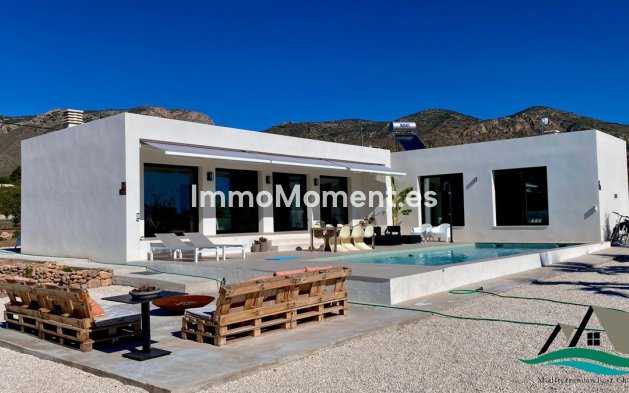 Resale - Detached villa - Hondón de las Nieves - Hondón de las Nieves Centro