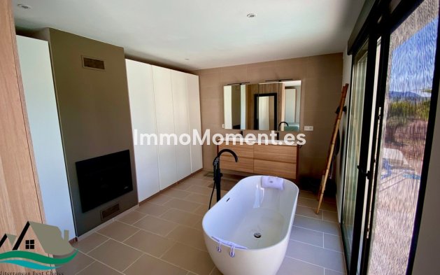 Resale - Detached villa - Hondón de las Nieves - Hondón de las Nieves Centro