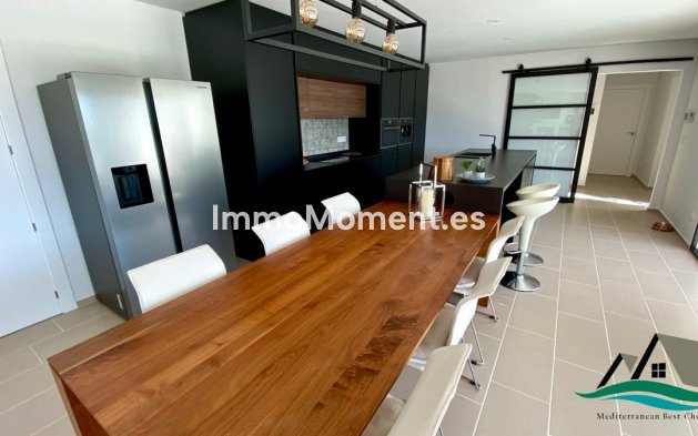 Resale - Detached villa - Hondón de las Nieves - Hondón de las Nieves Centro