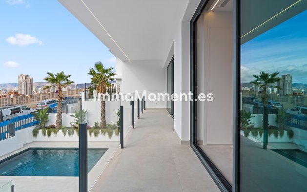 Neubau - Freistehende Villa - Benidorm