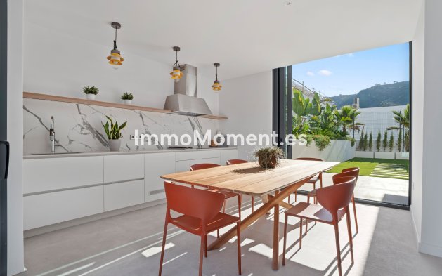 Neubau - Freistehende Villa - Benidorm