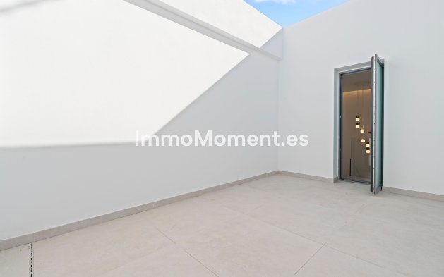 Neubau - Freistehende Villa - Benidorm