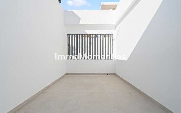 Neubau - Freistehende Villa - Benidorm