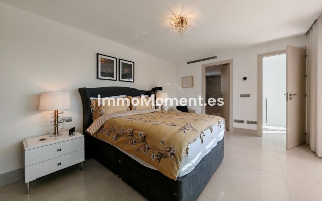 Resale - Apartment - Mijas - La Cala Golf