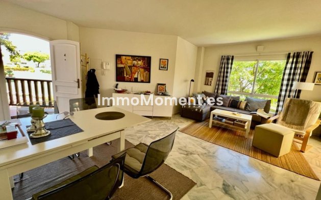Wiederverkauf - Wohnung - Marbella - Elviria
