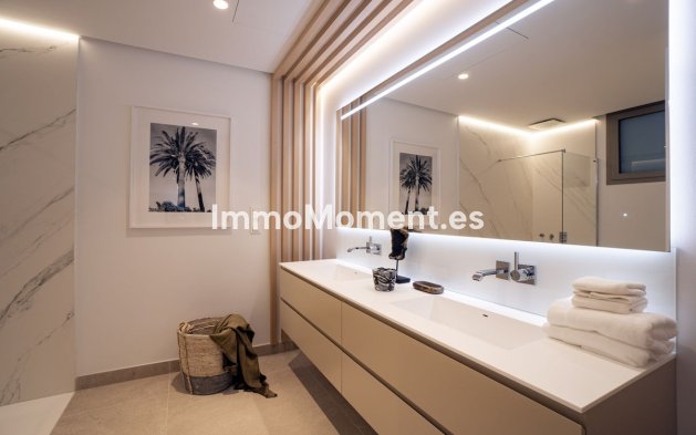 Resale - Apartment - Benahavís - La Quinta