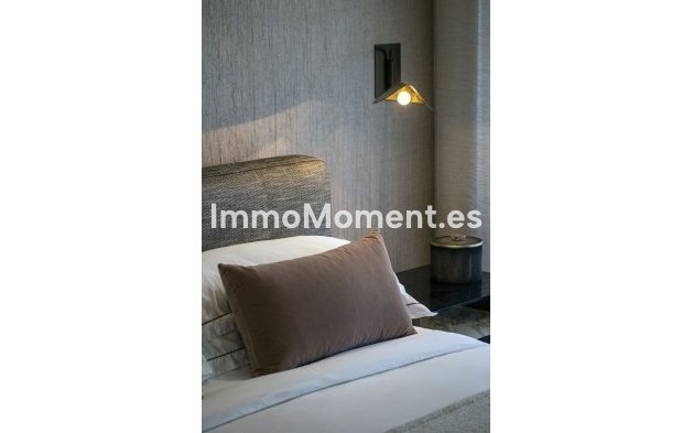 Resale - Apartment - Benahavís - La Quinta