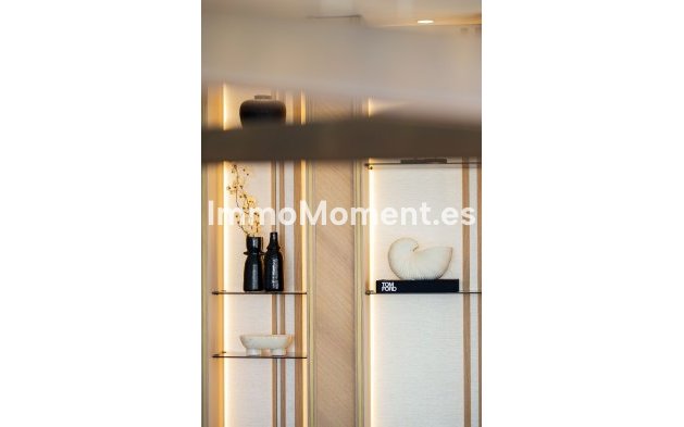 Resale - Apartment - Benahavís - La Quinta