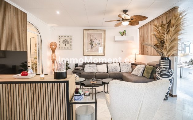 Resale - Detached villa - San Fulgencio - La Marina