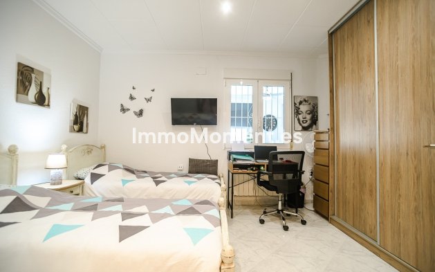 Resale - Detached villa - San Fulgencio - La Marina