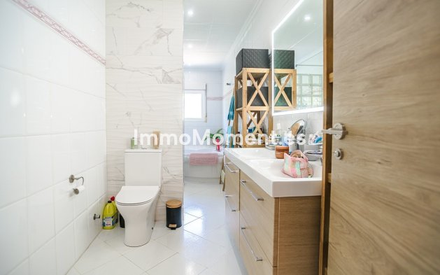 Resale - Detached villa - San Fulgencio - La Marina