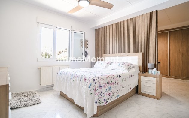 Resale - Detached villa - San Fulgencio - La Marina