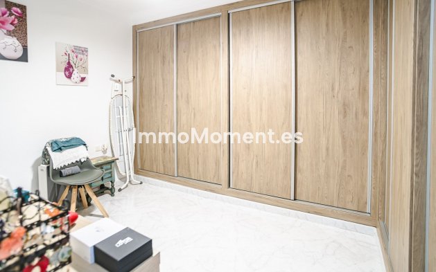 Resale - Detached villa - San Fulgencio - La Marina