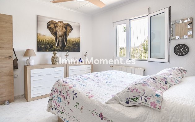 Resale - Detached villa - San Fulgencio - La Marina