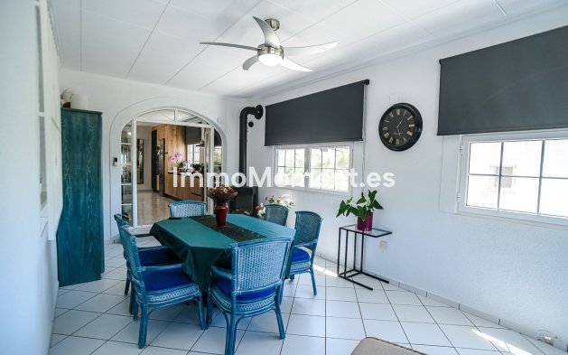 Resale - Detached villa - San Fulgencio - La Marina