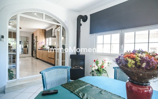 Resale - Detached villa - San Fulgencio - La Marina