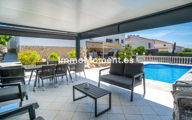 Resale - Detached villa - San Fulgencio - La Marina