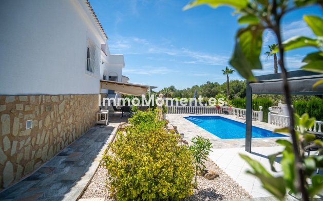 Resale - Detached villa - San Fulgencio - La Marina