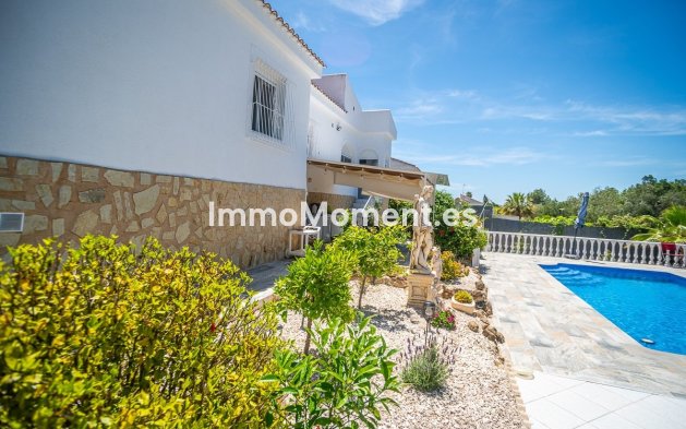 Resale - Detached villa - San Fulgencio - La Marina