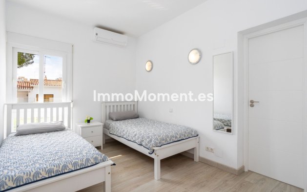 Wiederverkauf - Freistehende Villa - Orihuela - Campoamor