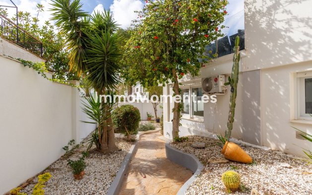 Wiederverkauf - Freistehende Villa - Orihuela - Campoamor
