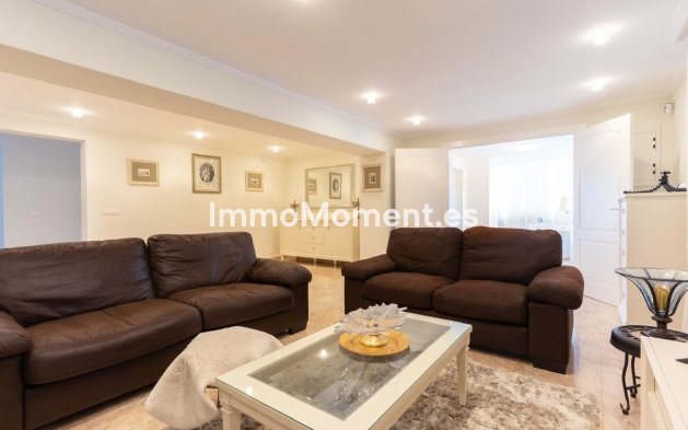 Resale - Detached villa - Orihuela - Los Altos