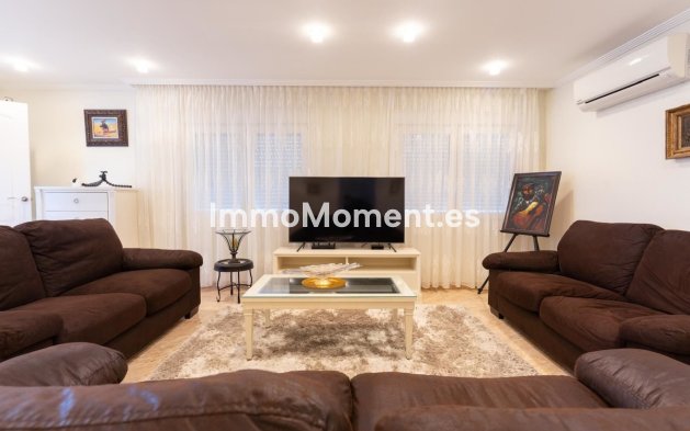 Resale - Detached villa - Orihuela - Los Altos