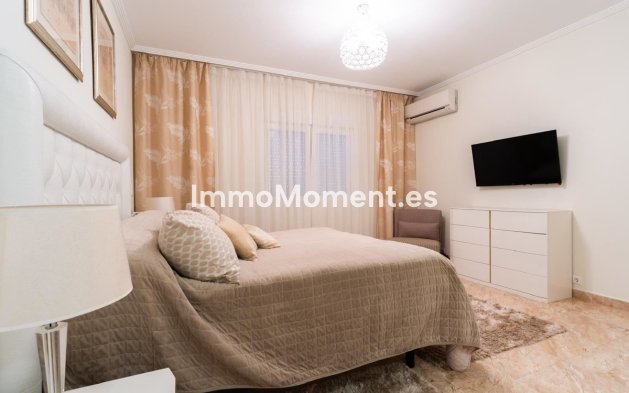 Resale - Detached villa - Orihuela - Los Altos