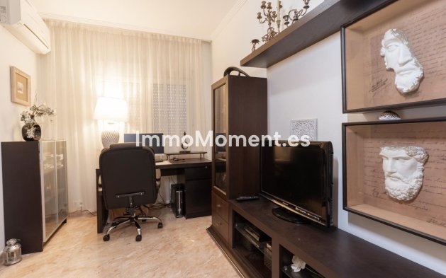 Resale - Detached villa - Orihuela - Los Altos