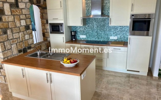 Resale - Detached villa - Benissa - La Fustera