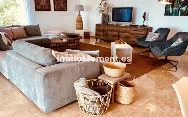 Resale - Detached villa - Benissa - La Fustera