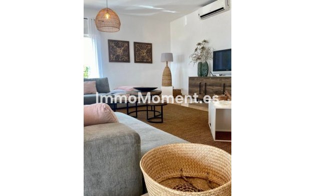 Resale - Detached villa - Benissa - La Fustera