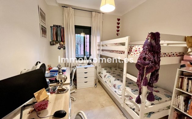 Revente - Appartement - Marbella - Elviria