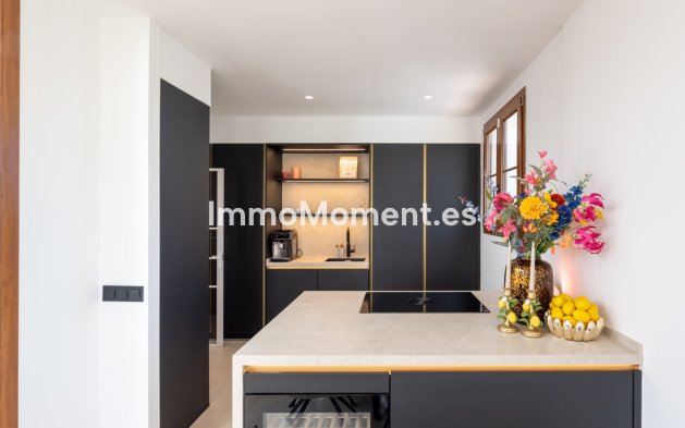 Bestaande woning - Vrijstaande villa - Estepona  - Estepona Centro