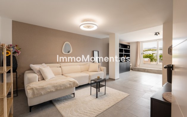 Bestaande woning - Vrijstaande villa - Estepona  - Estepona Centro