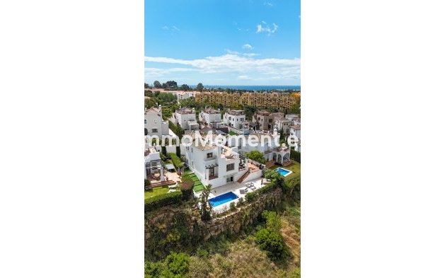 Bestaande woning - Vrijstaande villa - Estepona  - Estepona Centro