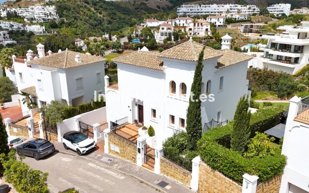 Bestaande woning - Vrijstaande villa - Estepona  - Estepona Centro