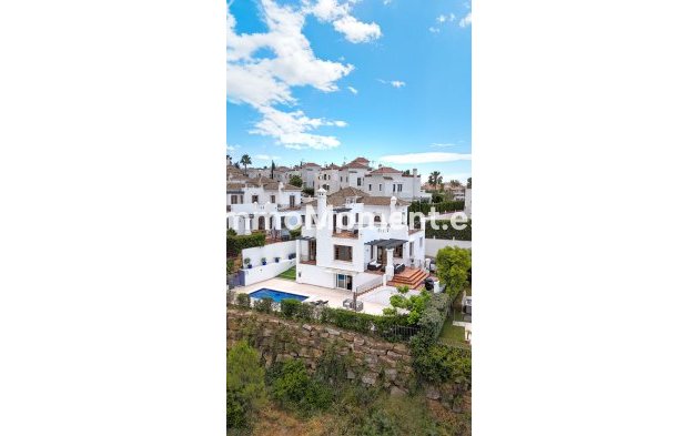 Bestaande woning - Vrijstaande villa - Estepona  - Estepona Centro