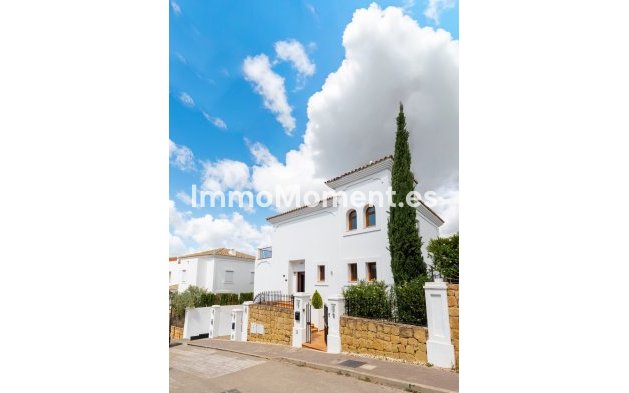 Bestaande woning - Vrijstaande villa - Estepona  - Estepona Centro