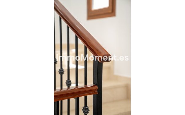 Bestaande woning - Vrijstaande villa - Estepona  - Estepona Centro