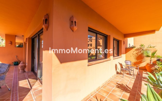 Revente - Appartement - Estepona  - Estepona Centro