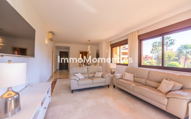 Revente - Appartement - Estepona  - Estepona Centro
