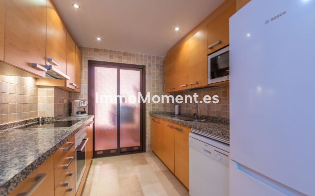 Revente - Appartement - Estepona  - Estepona Centro