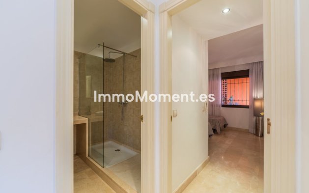 Revente - Appartement - Estepona  - Estepona Centro
