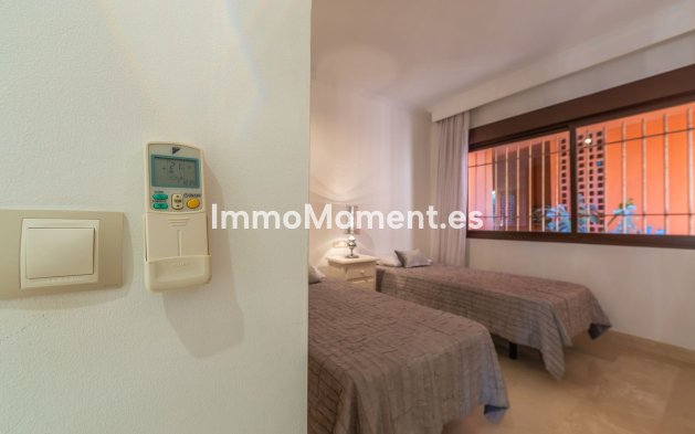 Revente - Appartement - Estepona  - Estepona Centro