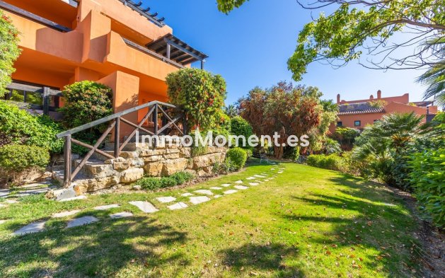 Revente - Appartement - Estepona  - Estepona Centro