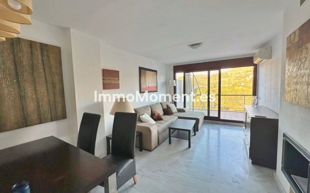 Resale - Apartment - Estepona - Selwo