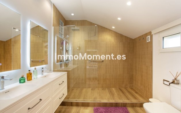 Reventa - Villa independiente - Benalmadena - Benalmadena Centro