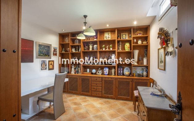 Reventa - Villa independiente - Benalmadena - Benalmadena Centro